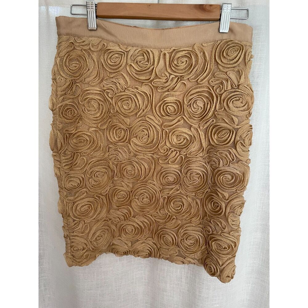 Banana Republic Gold Textured Rosette Skirt Size 6 Maximalist Party EUC - Picture 2 of 6